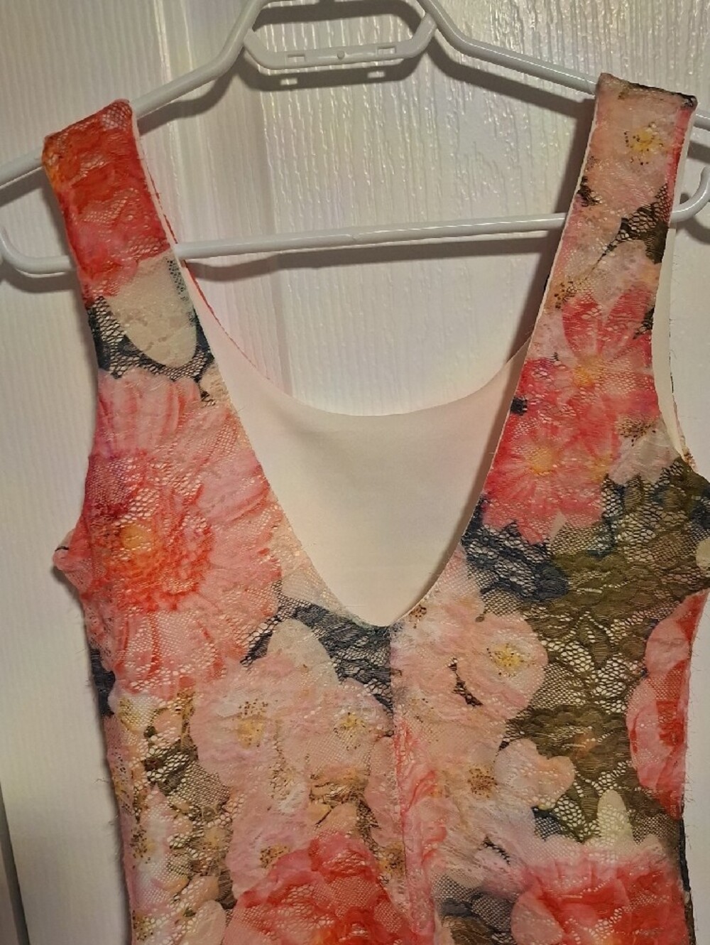 Sleeveless Floral Midi Sheath Dress in Coral Pink - Picture 7 of 8